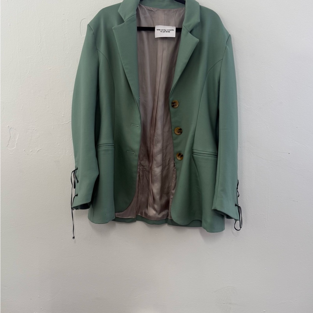 Avavav blazer